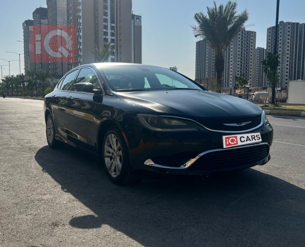 كرايسلر 200